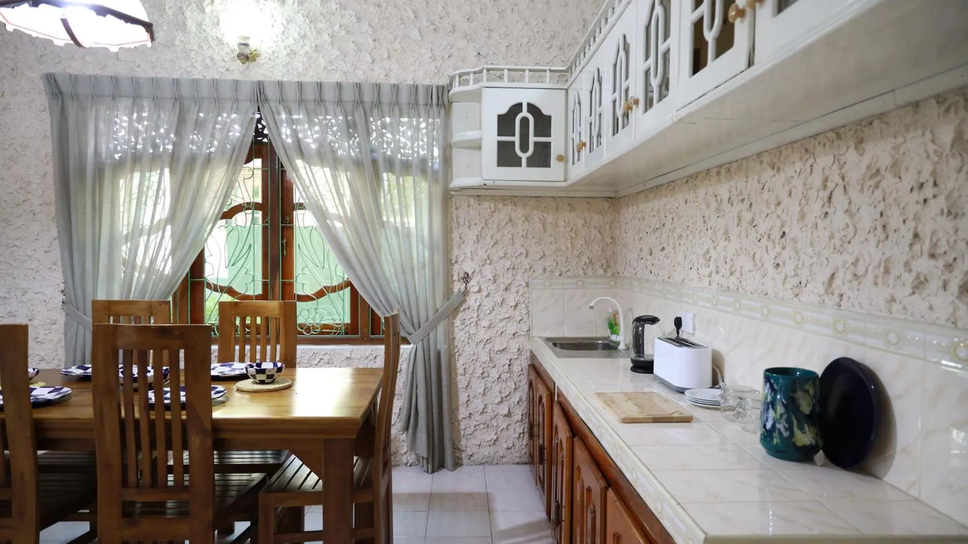 Altura Kandy By Ceylon Vistas Homestay